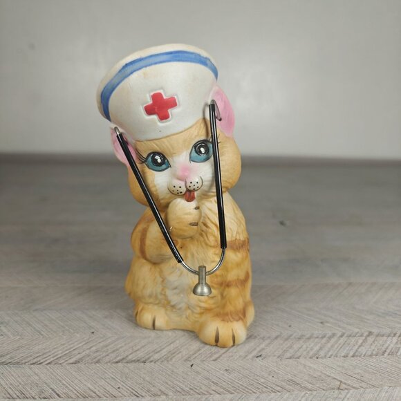 Vintage Jasco Nurse Kitten Coin Bank Critter Banks Novelty Humor Cat Lady Decor - Picture 2 of 8